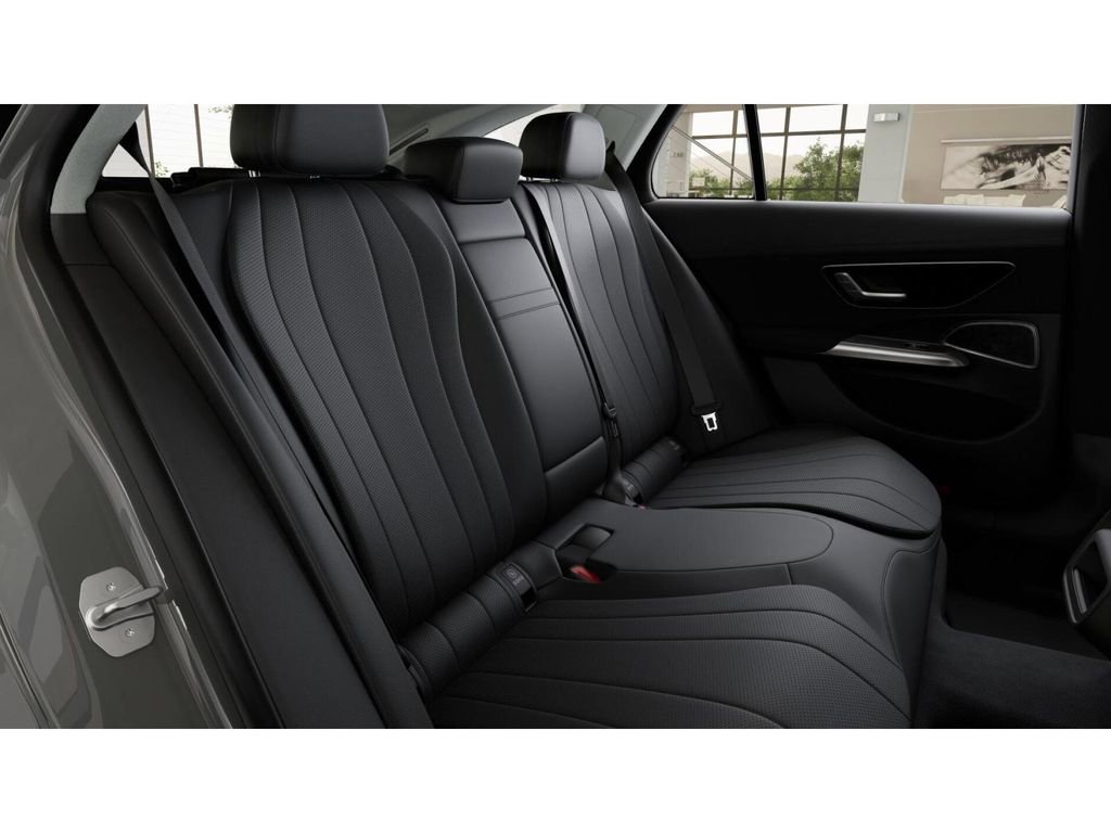 New 2025 Mercedes-Benz E 450 4MATIC All-Terrain Wagon image 5