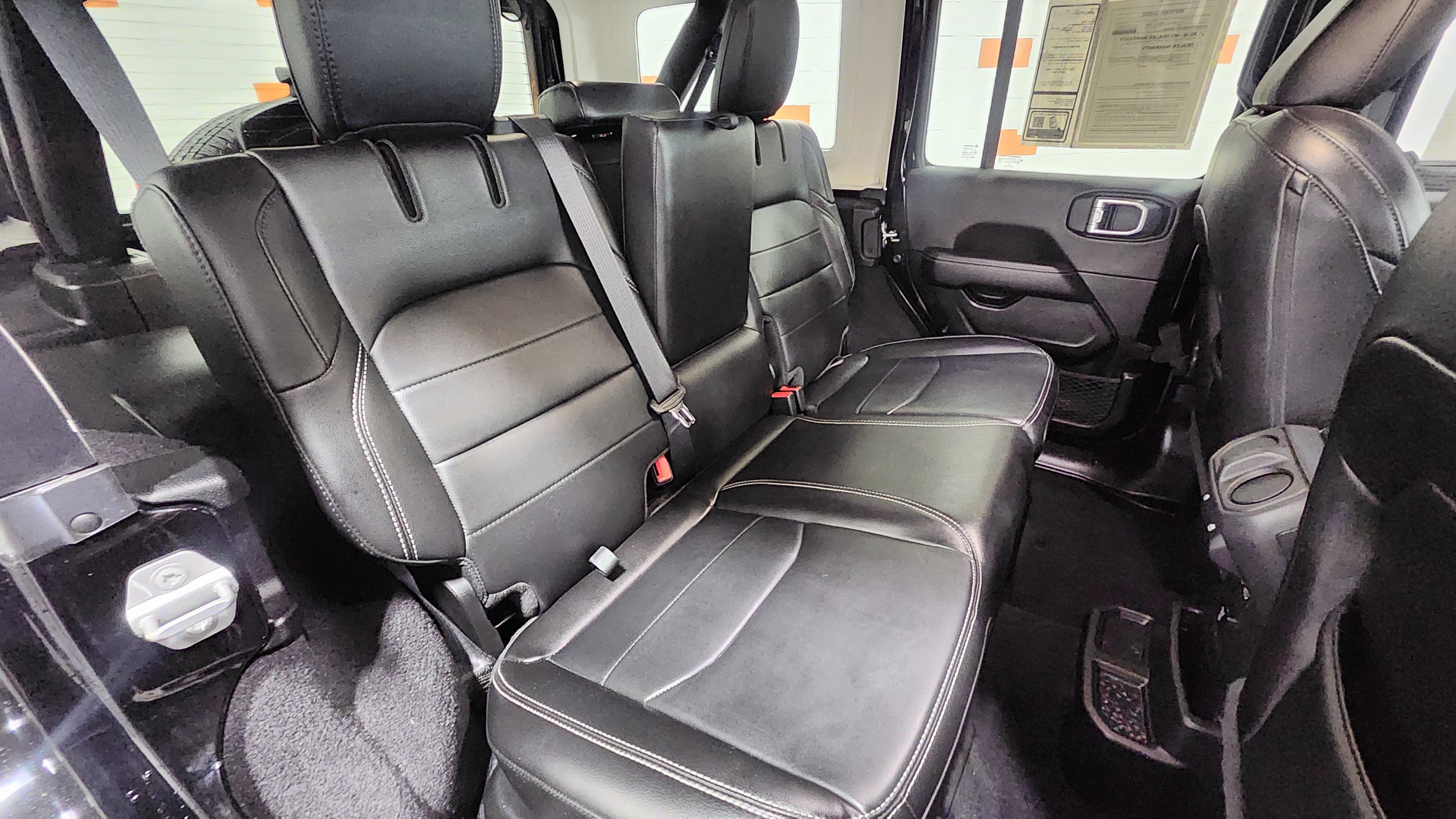 Used 2021 Jeep Wrangler Unlimited Sahara w/ Cold Weather Group image 18