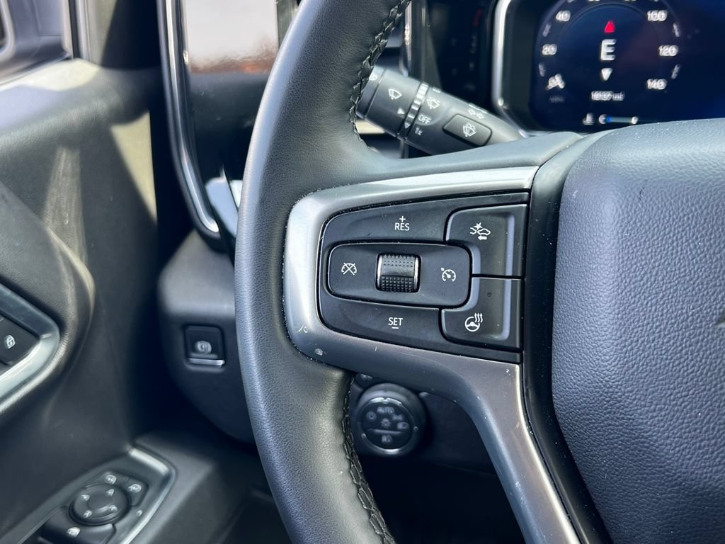 Used 2026 Chevrolet Silverado 1500 RST AWD/4WD image 23