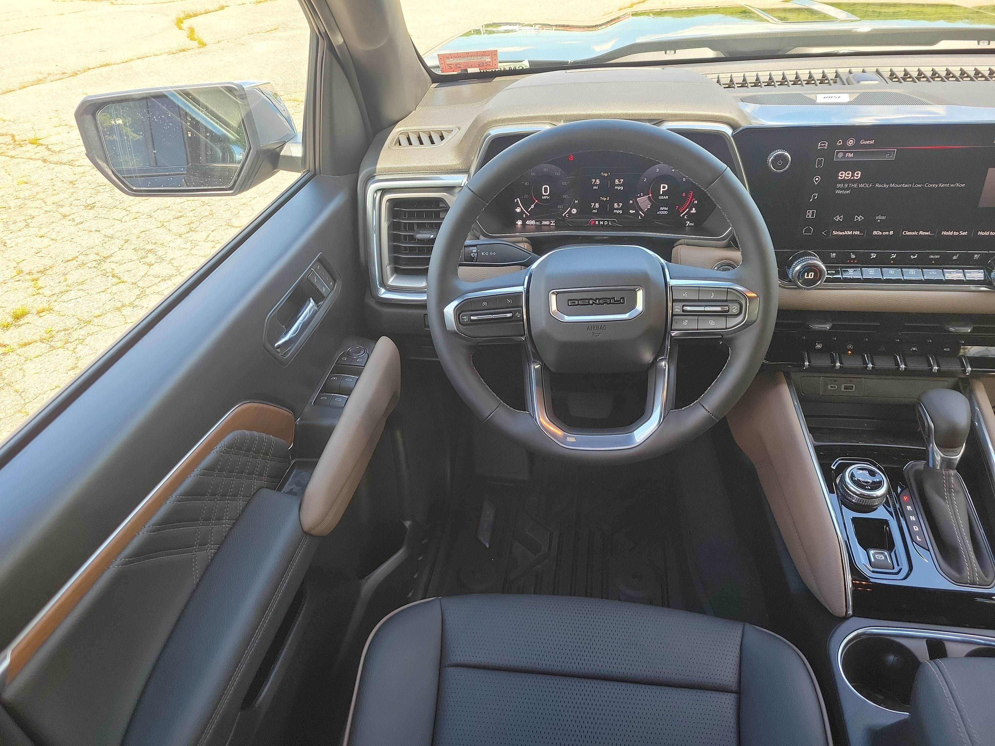 New 2026 GMC Canyon Denali w/ LPO, Denali Black Edition AWD/4WD image 19