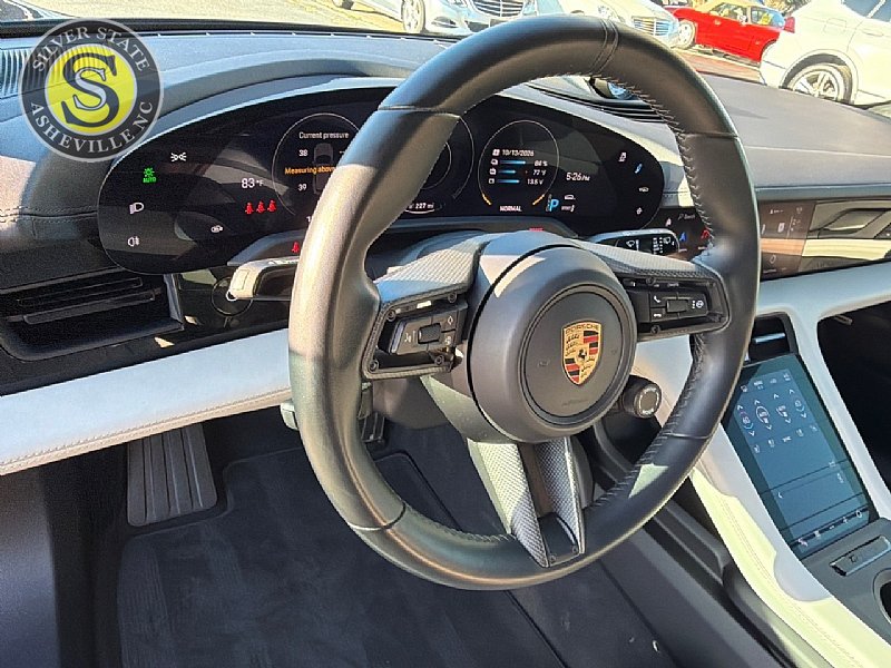Used 2024 Porsche Taycan GTS AWD/4WD image 22