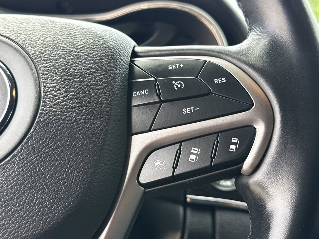 Used 2020 Jeep Grand Cherokee High Altitude AWD/4WD image 30