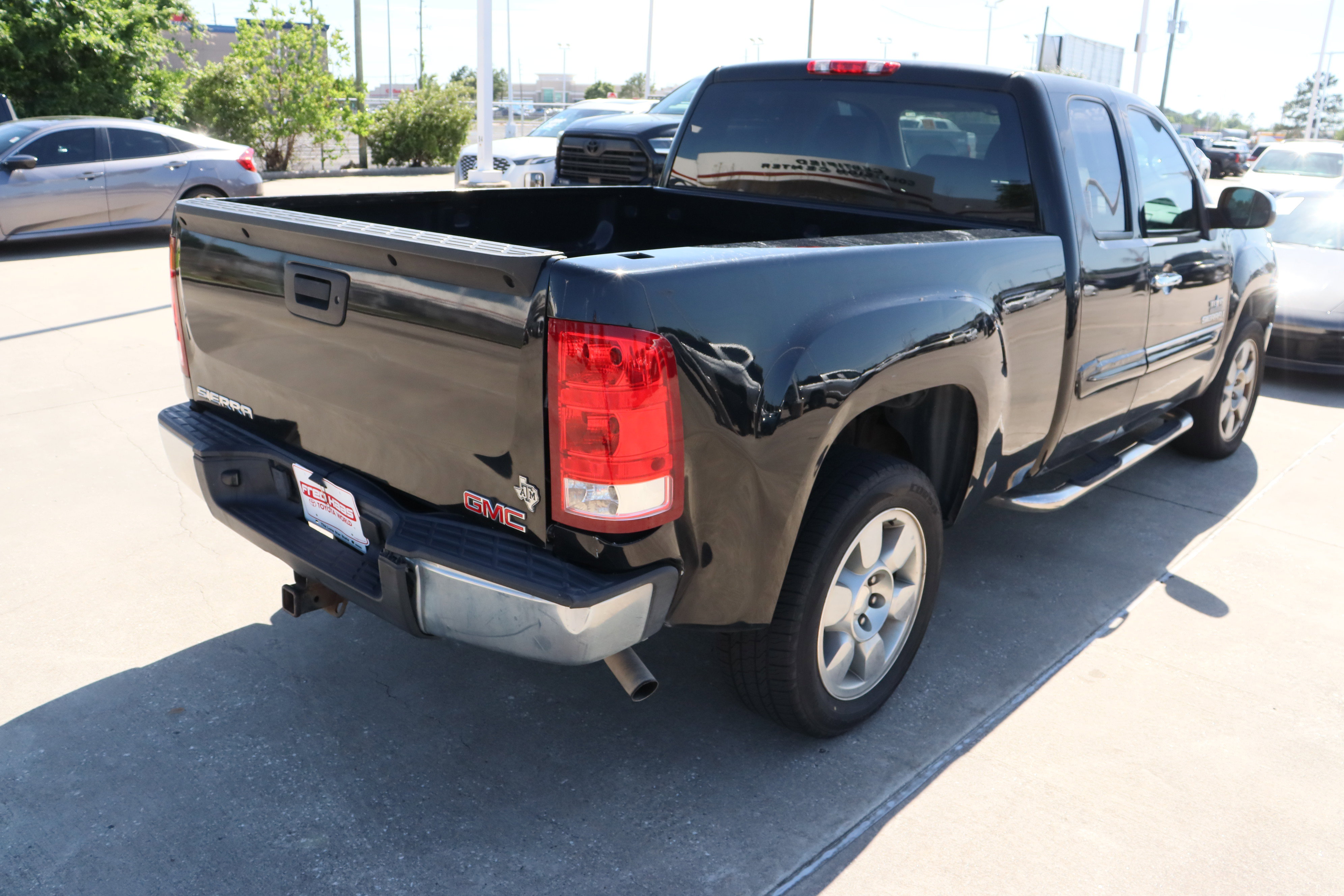 Used 2009 GMC Sierra 1500 SLE w/ Texas Edition image 9