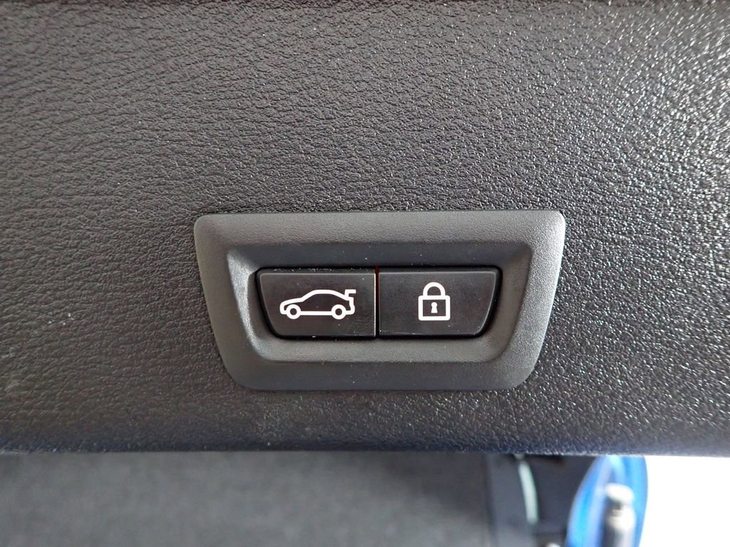 Used 2018 BMW X4 M40i image 20