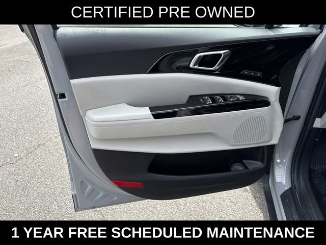 Used 2024 Kia Carnival SX FWD image 13