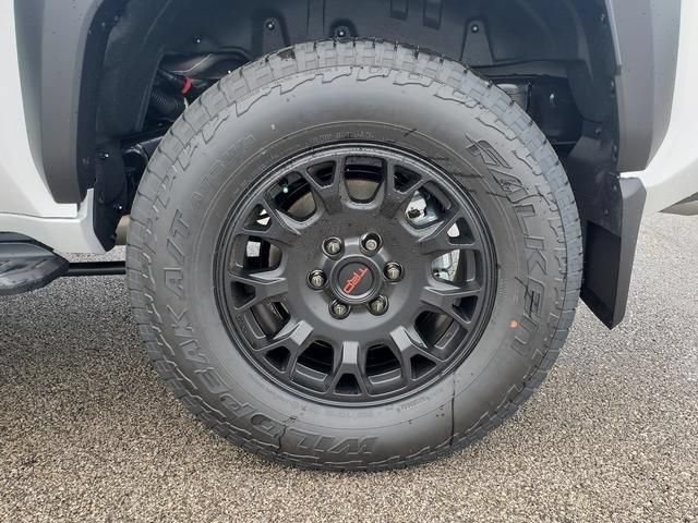 New 2026 Toyota 4Runner TRD Off-Road AWD/4WD image 19