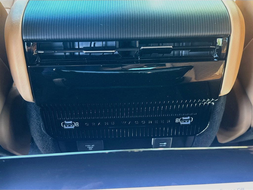 New 2026 Jeep Grand Wagoneer Summit AWD/4WD image 28