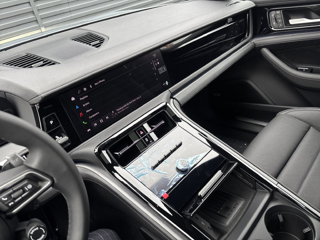 New 2026 Porsche Panamera image 17