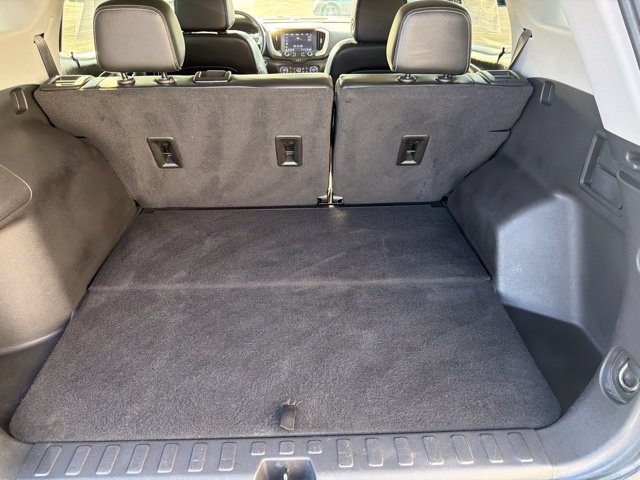Used 2023 GMC Terrain SLT FWD image 29