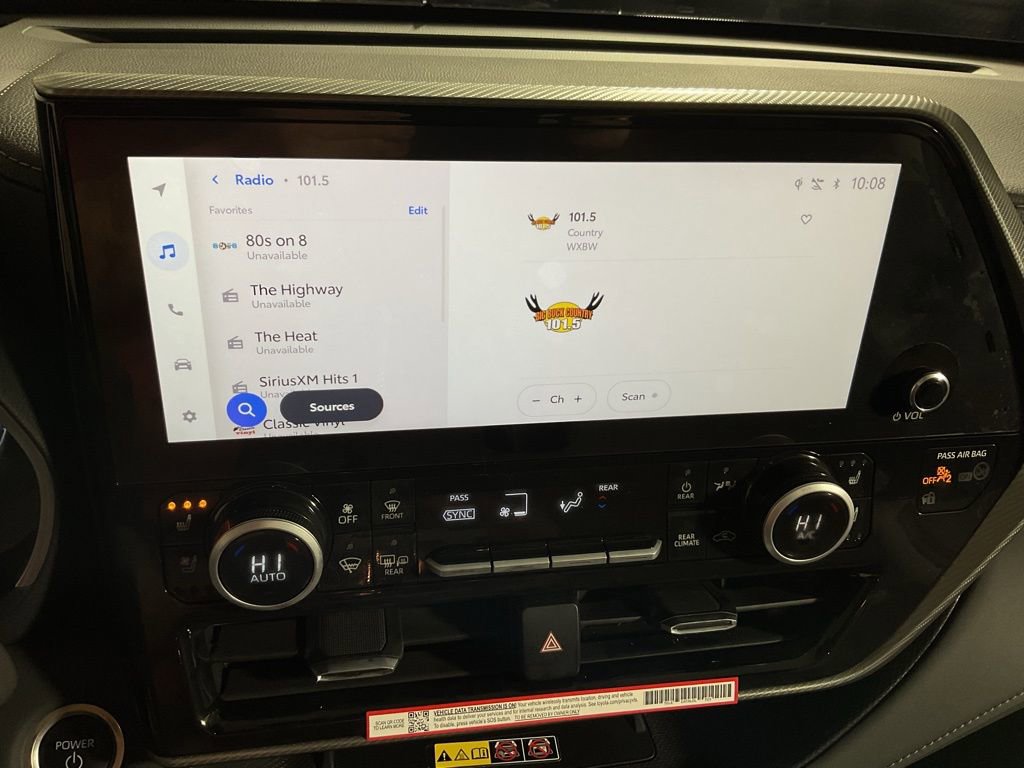 New 2026 Toyota Highlander Platinum image 23