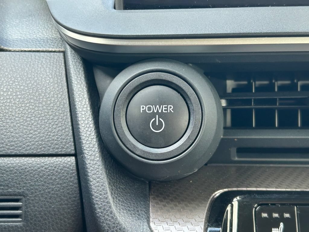 Used 2023 Toyota Prius XLE FWD image 25