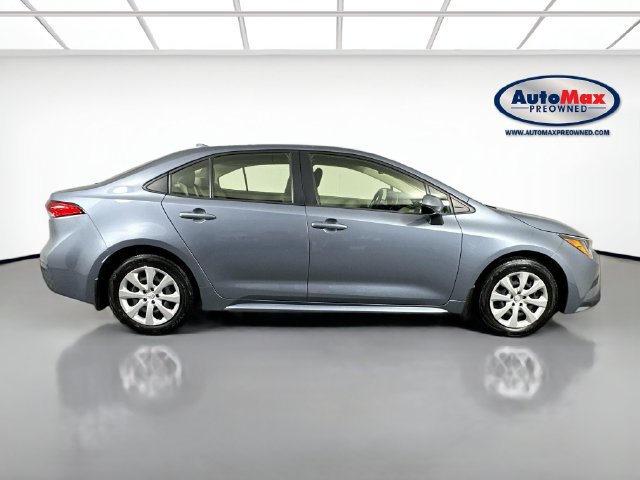 Used 2024 Toyota Corolla LE FWD image 9