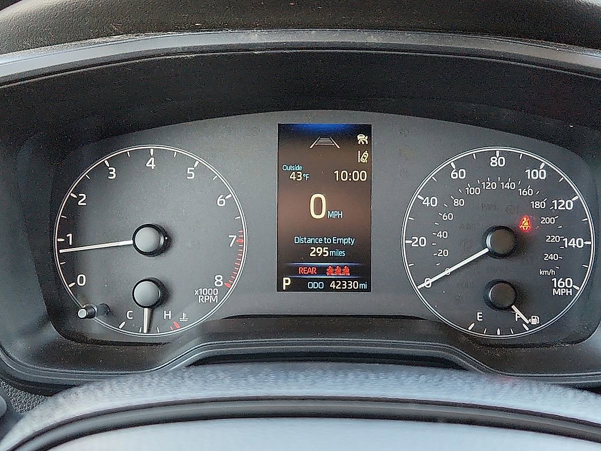 Used 2024 Toyota Corolla LE image 10