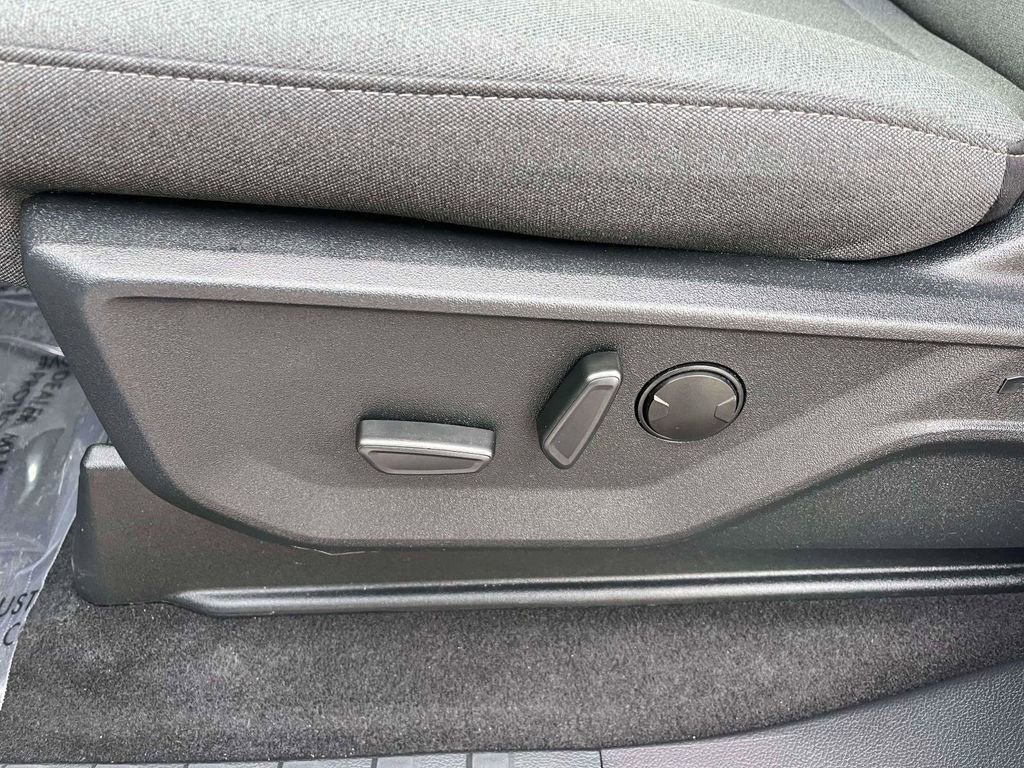 Used 2024 Ford F150 XLT w/ Equipment Group 302A MID image 15