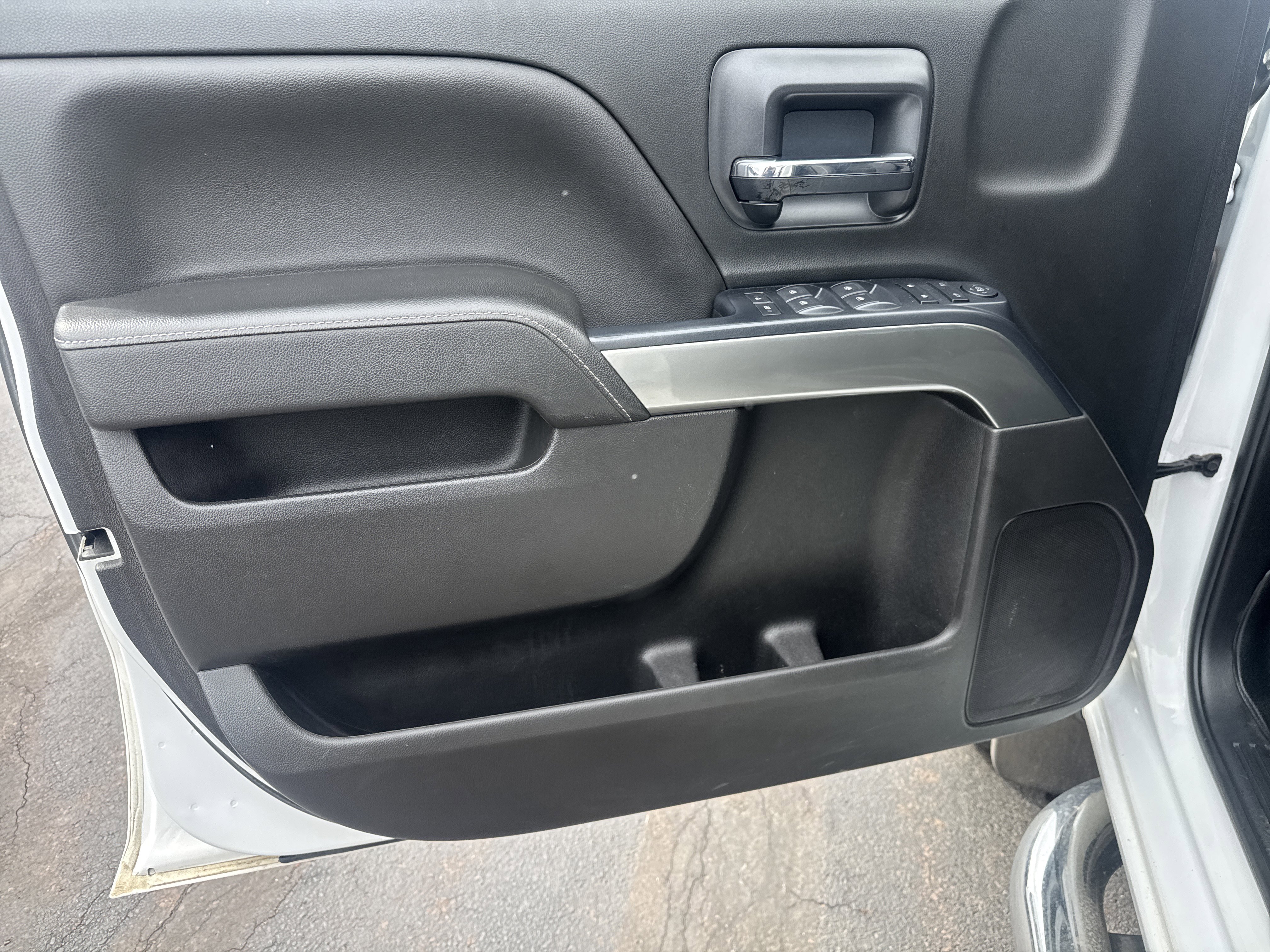 Used 2018 Chevrolet Silverado 2500 LT w/ All Star Edition image 15