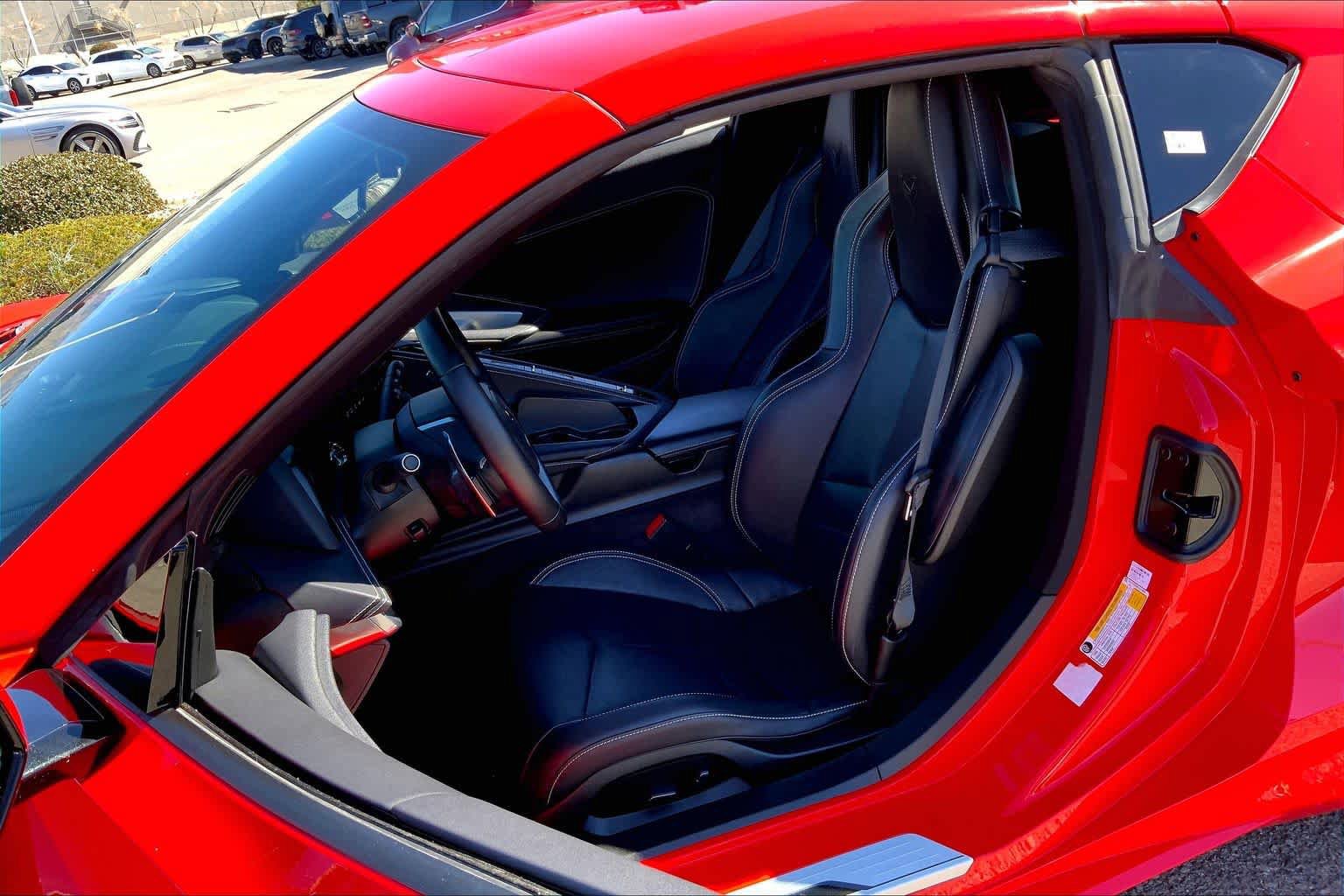 Used 2020 Chevrolet Corvette Stingray Coupe w/ 1LT image 7