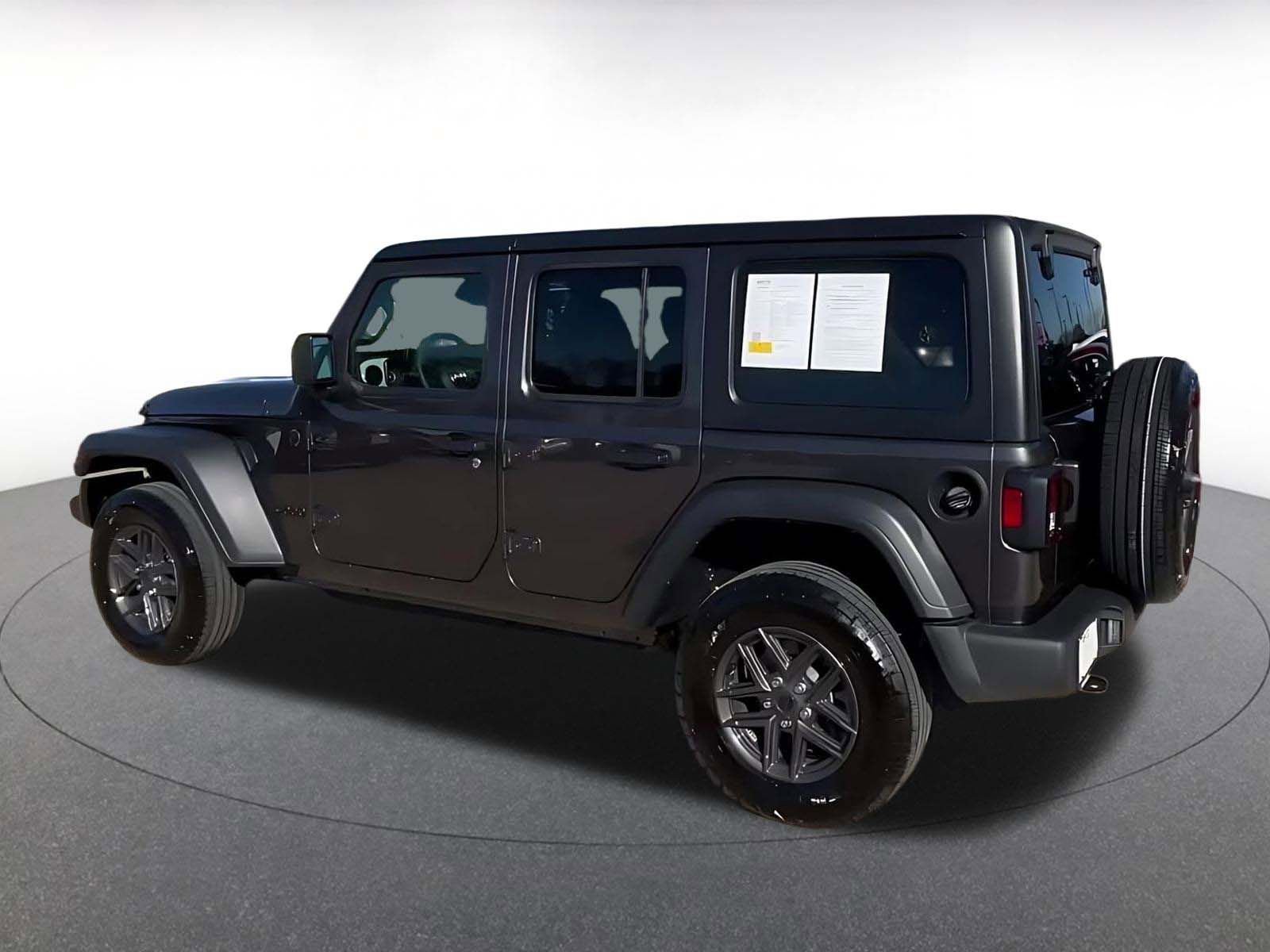Used 2025 Jeep Wrangler Sport S image 16