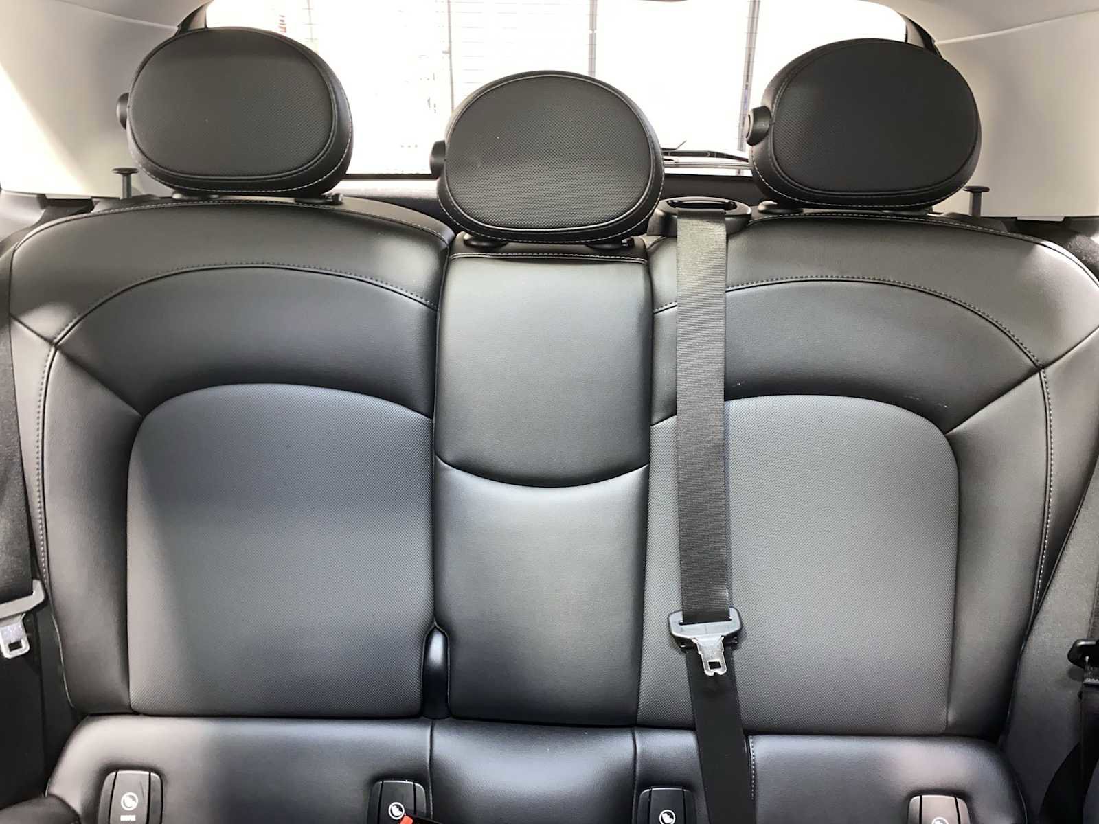 Used 2018 MINI Cooper S image 22