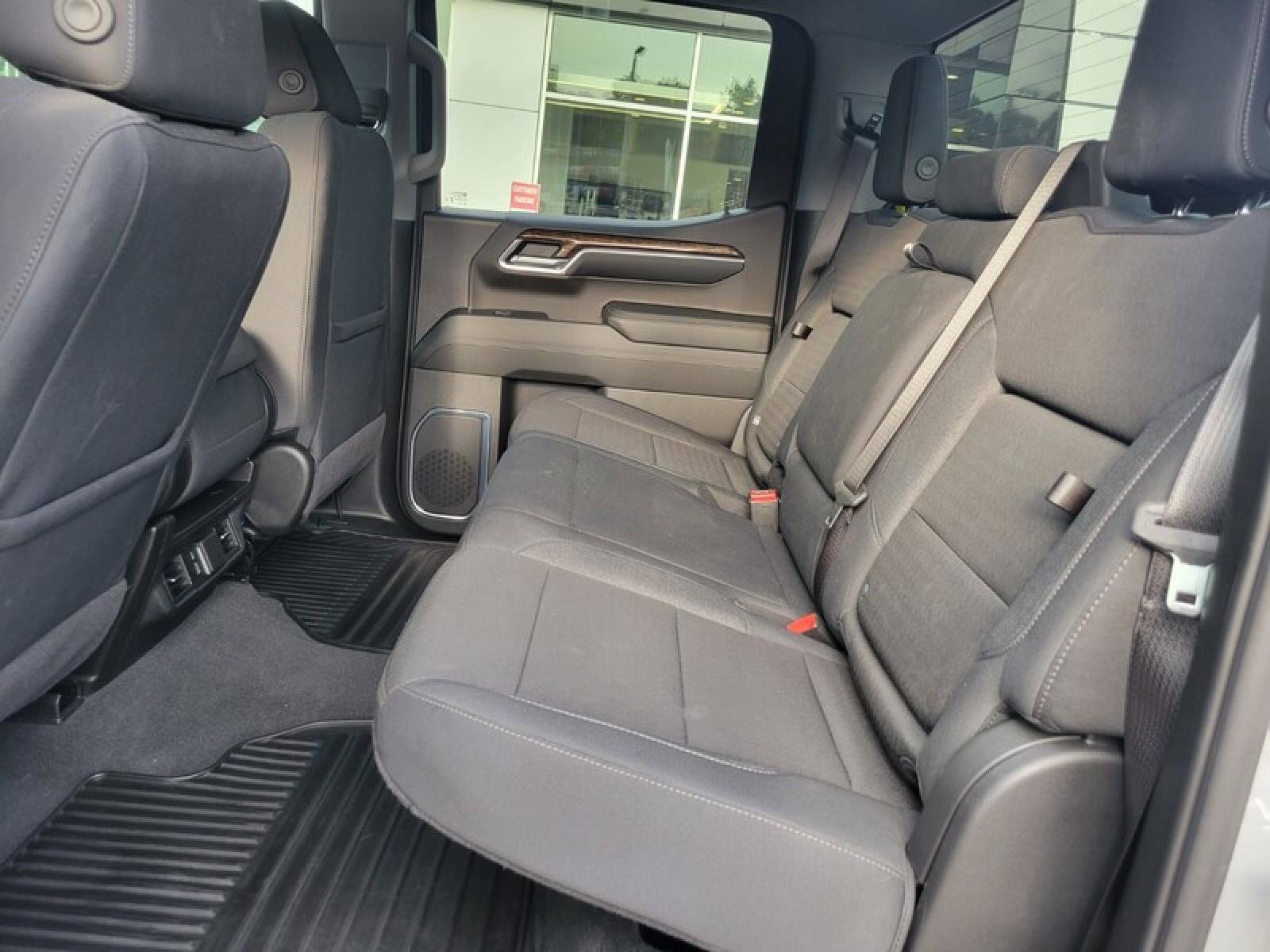 Used 2024 GMC Sierra 1500 Elevation image 23