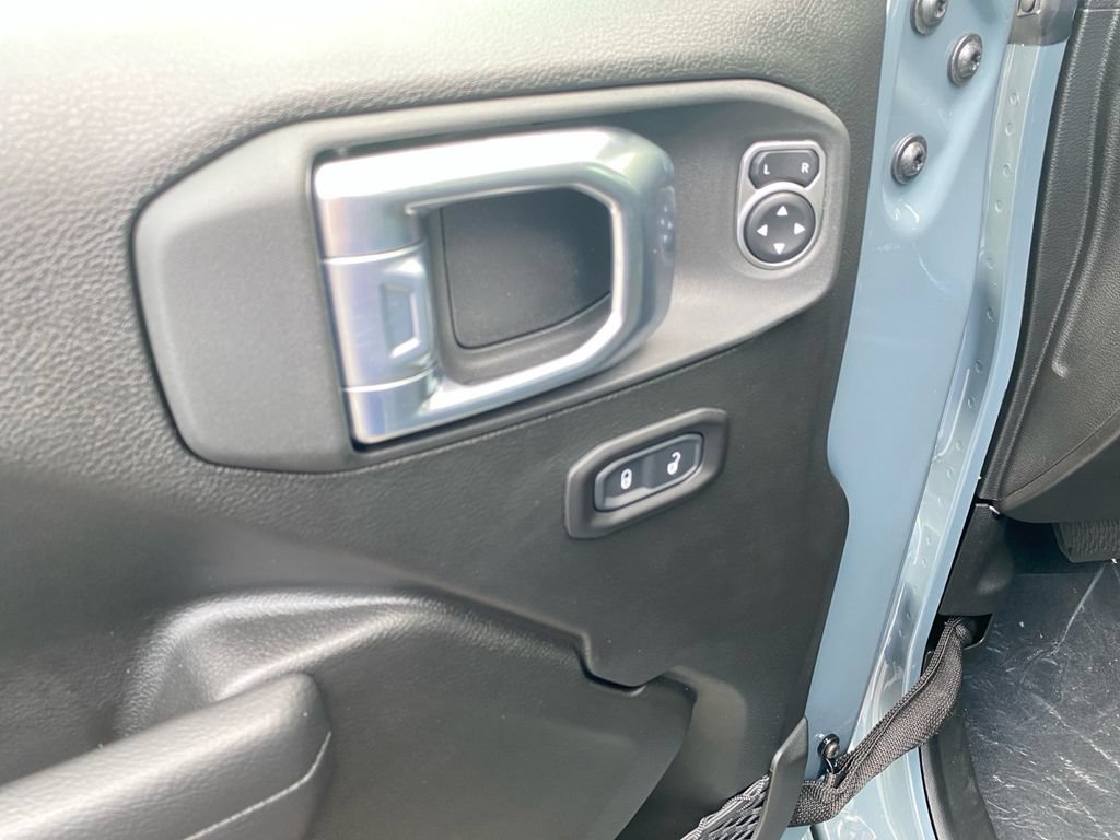 New 2026 Jeep Wrangler Unlimited Rubicon AWD/4WD image 23
