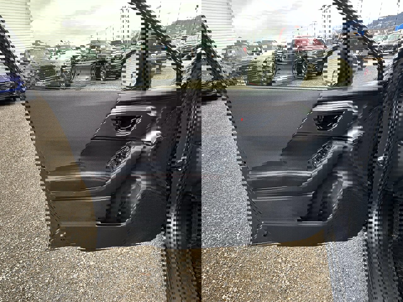 Used 2024 Subaru Impreza 2.0i Sport image 28