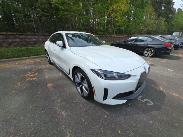 Certified 2025 BMW i4 eDrive40 w/ Premium Package image 7