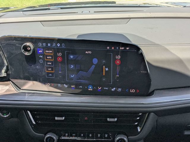 Used 2026 Chevrolet Tahoe Premier RWD image 18