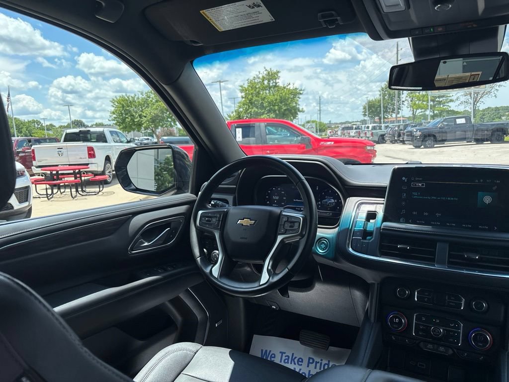 Used 2024 Chevrolet Suburban LT AWD/4WD image 46