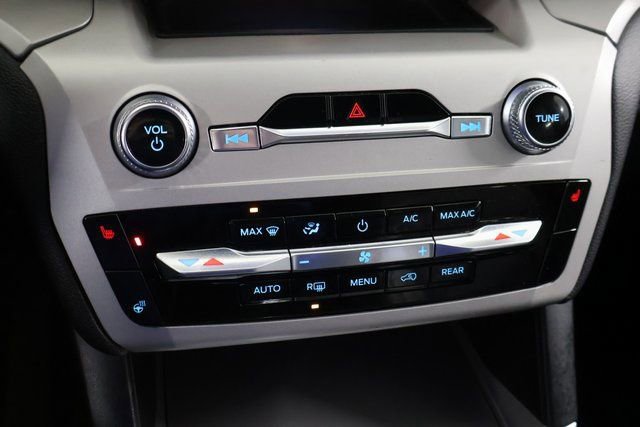 Used 2024 Ford Explorer XLT w/ Equipment Group 202A image 22