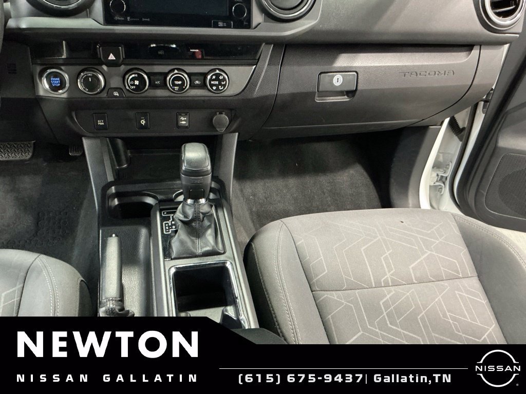 Used 2017 Toyota Tacoma TRD Off-Road w/ Tow Package (A/T) AWD/4WD image 18