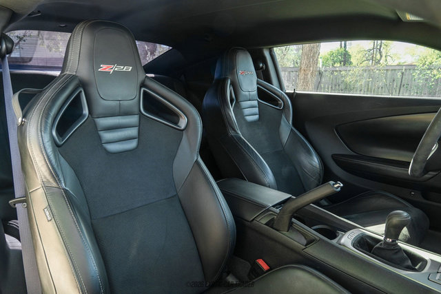 Used 2015 Chevrolet Camaro Z/28 image 34