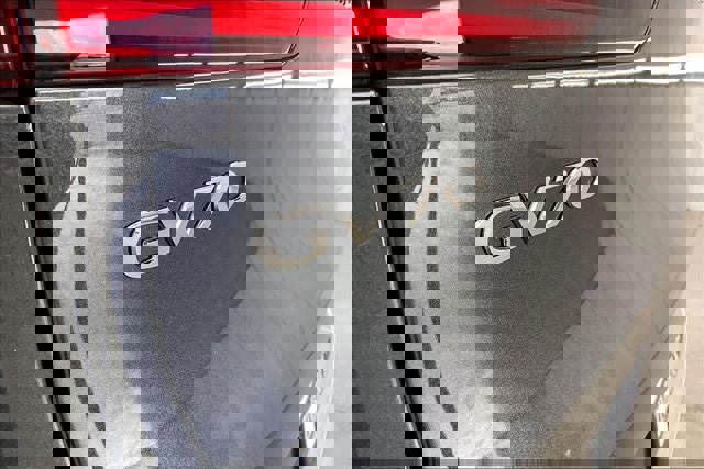 New 2026 Genesis GV70 2.5T Select image 18