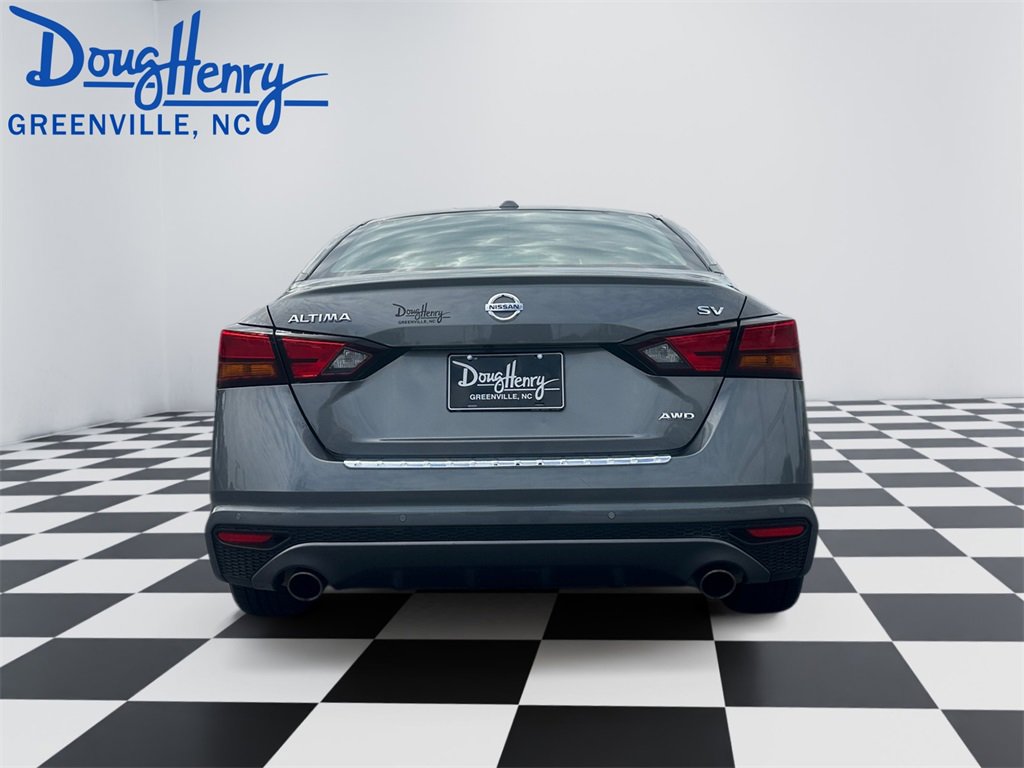 Used 2022 Nissan Altima 2.5 SV w/ SV Premium Package image 4