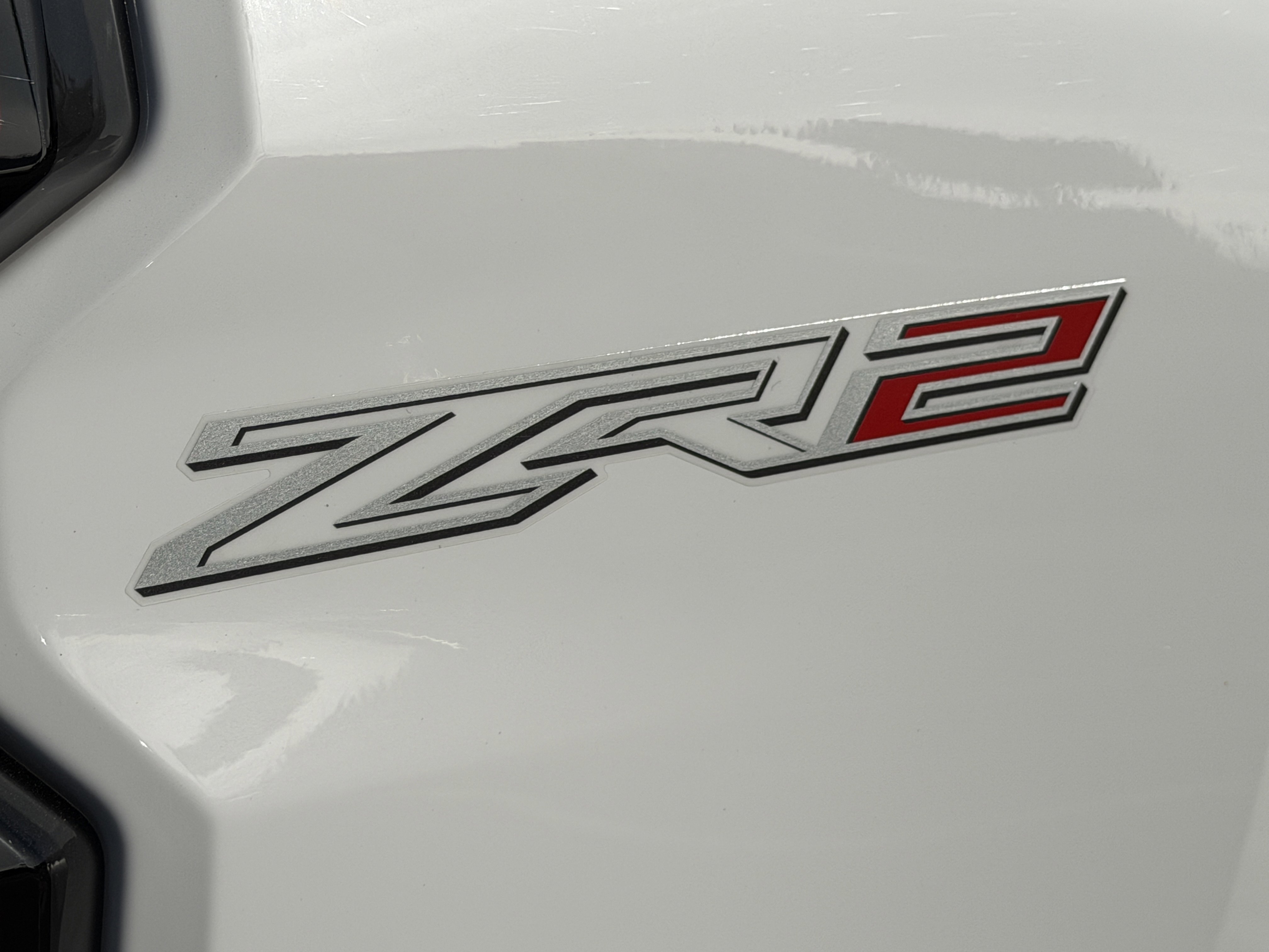 Used 2025 Chevrolet Colorado ZR2 w/ Technology Package image 10