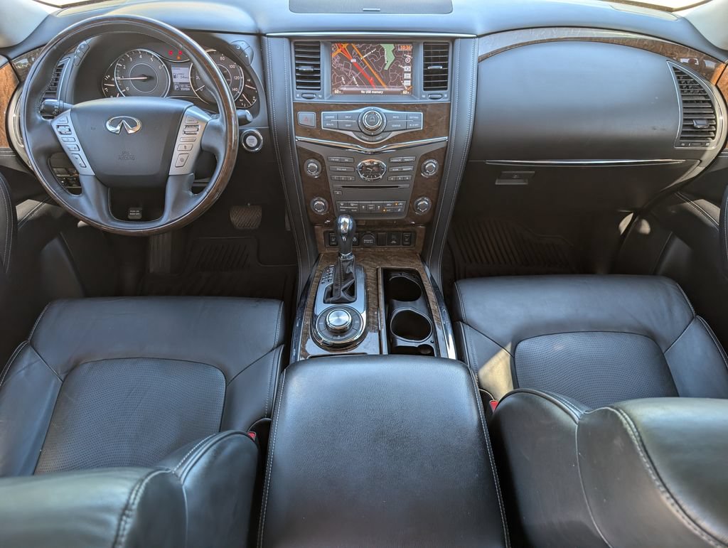 Used 2017 INFINITI QX80 4WD w/ Driver Assistance Package image 22