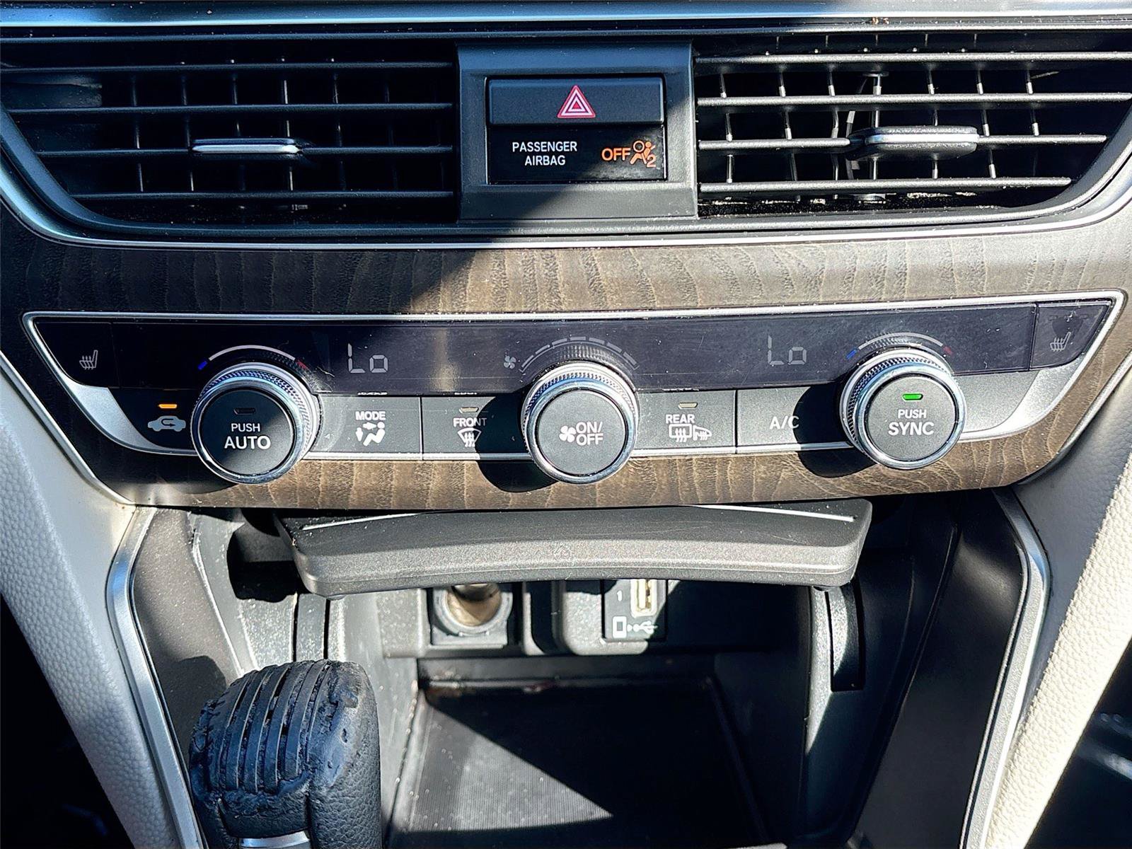 Used 2018 Honda Accord EX image 15