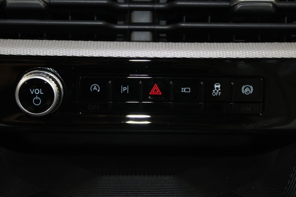 New 2026 Ford Explorer Active RWD image 41