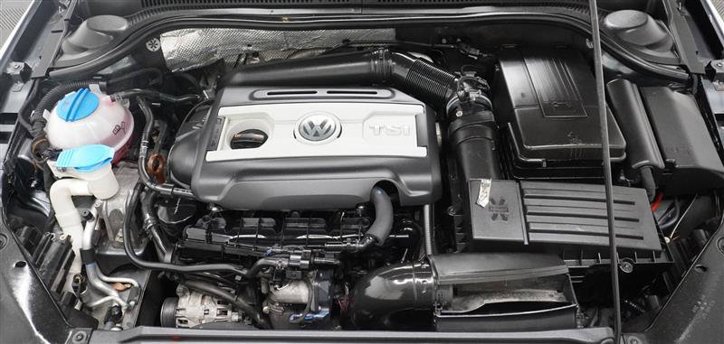 Used 2012 Volkswagen Jetta GLI FWD image 30