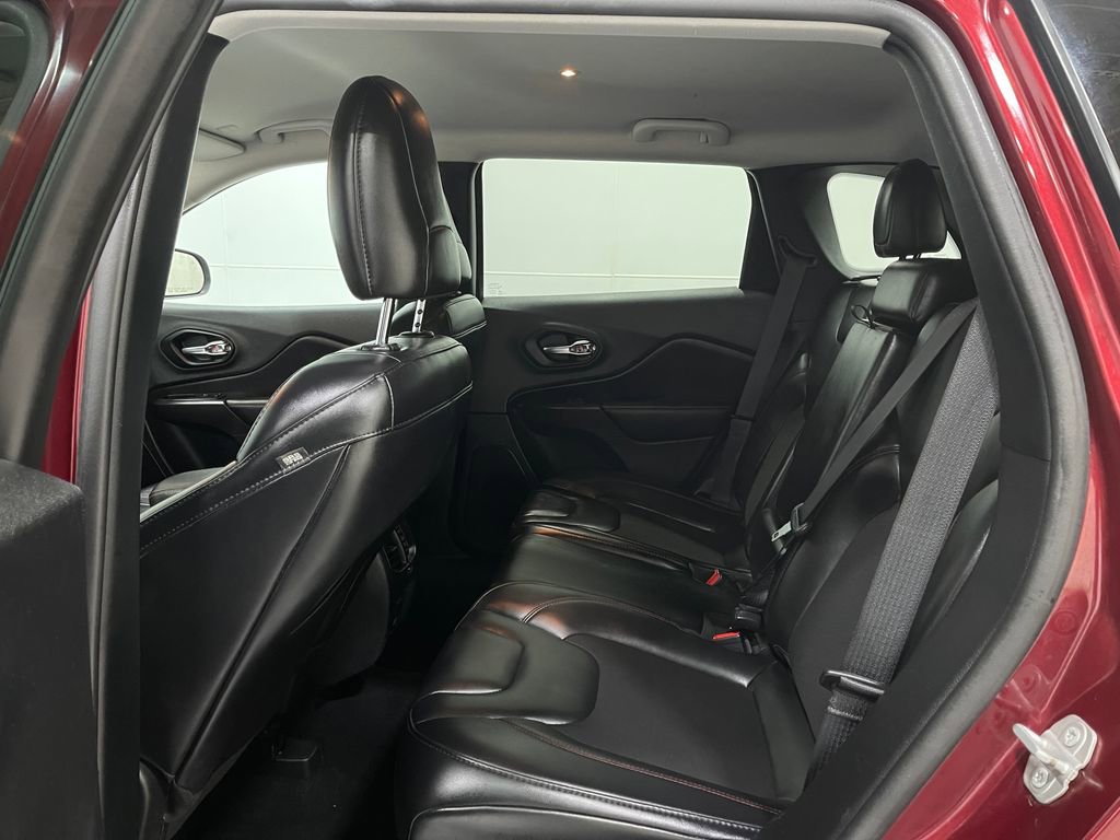 Used 2021 Jeep Cherokee Trailhawk w/ Trailer Tow Group image 30