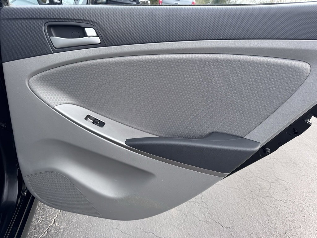 Used 2015 Hyundai Accent Sport image 21