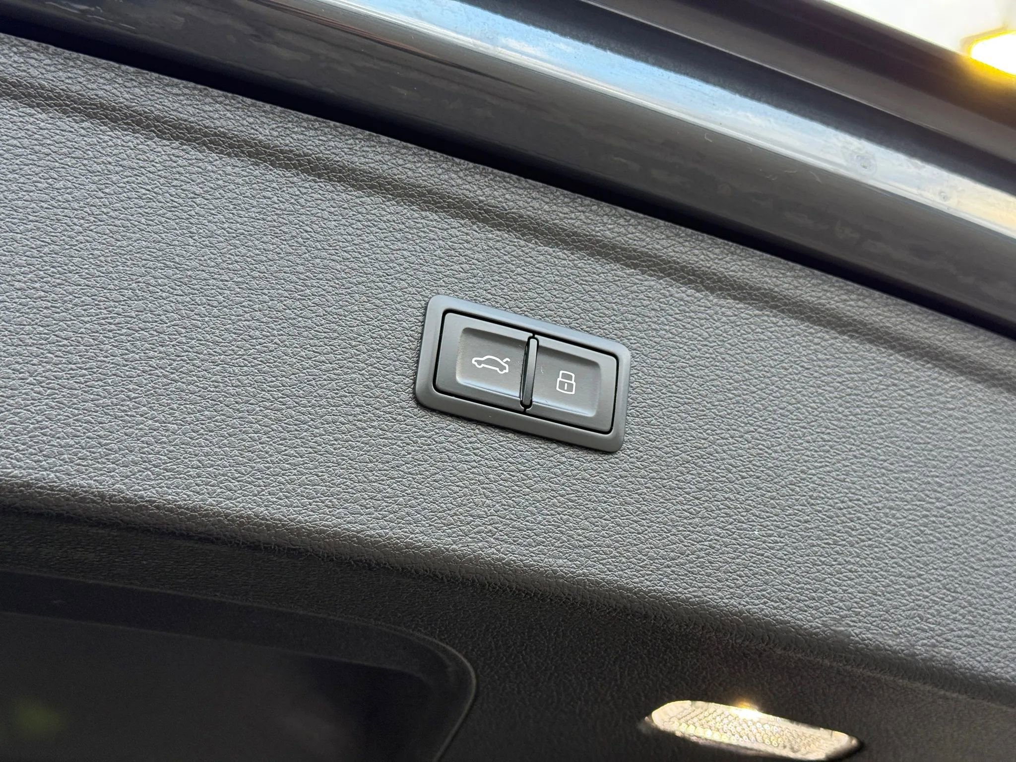 Used 2018 Audi Q5 2.0T Premium Plus w/ Premium Plus Package image 14