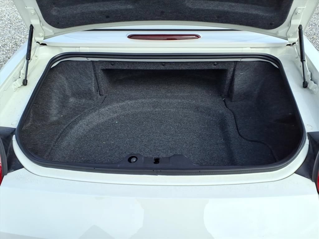 Used 2003 Ford Thunderbird RWD image 27