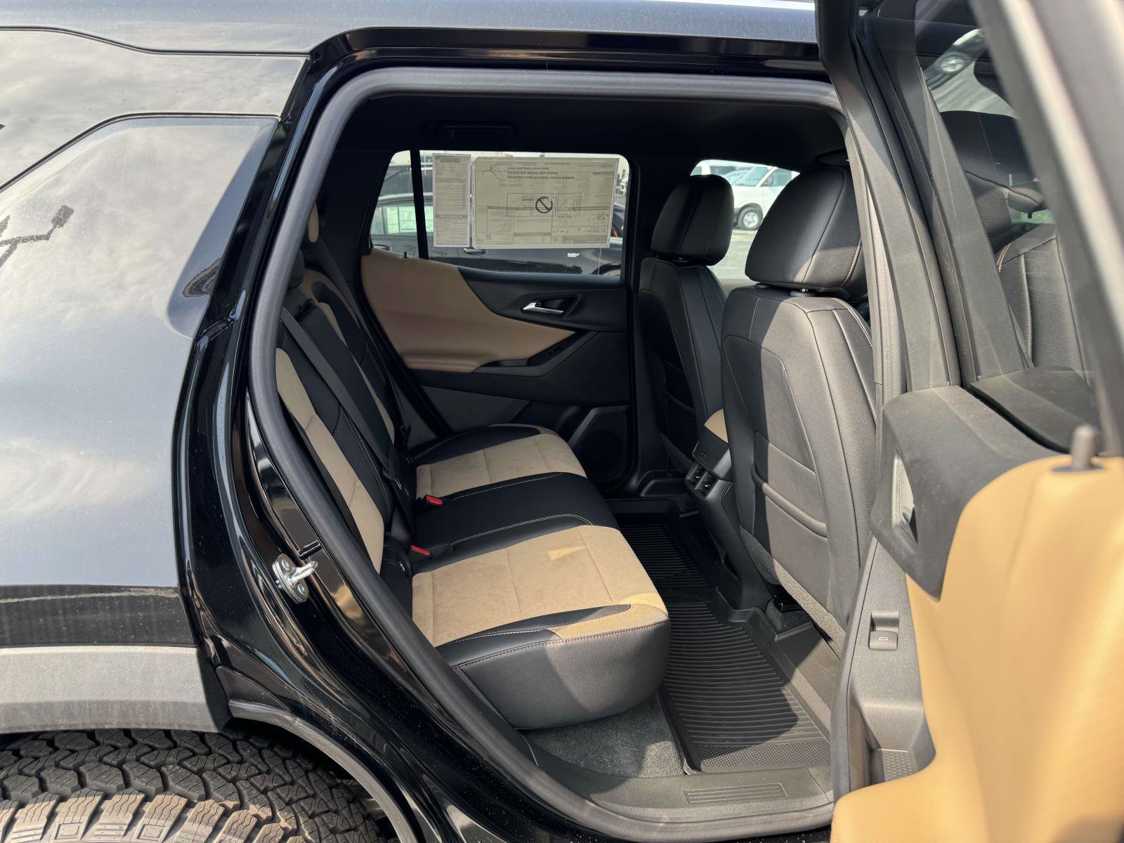 New 2026 Chevrolet Equinox ACTIV w/ LPO, Floor Liner Package image 14