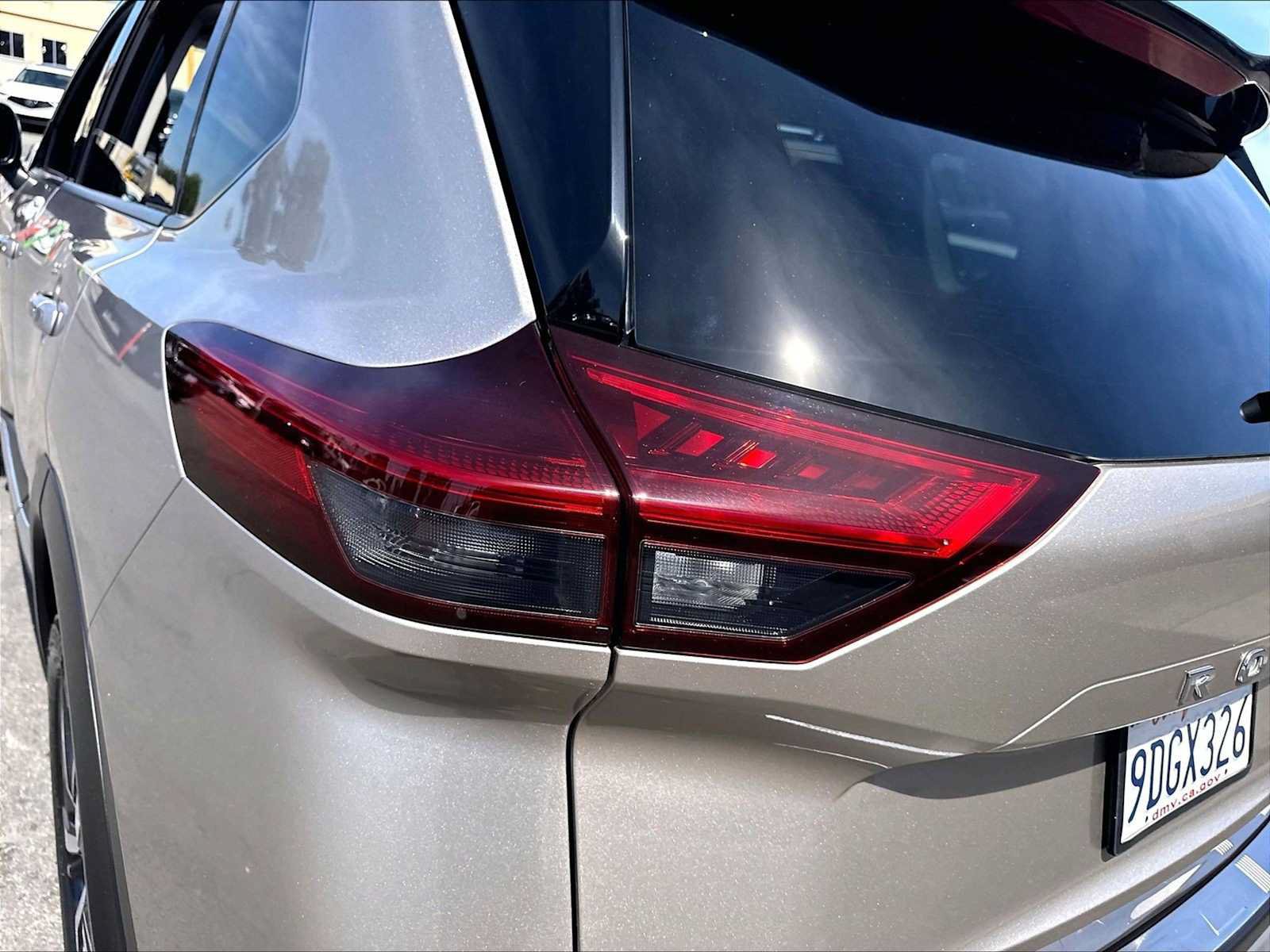 Used 2021 Nissan Rogue SL AWD/4WD image 30