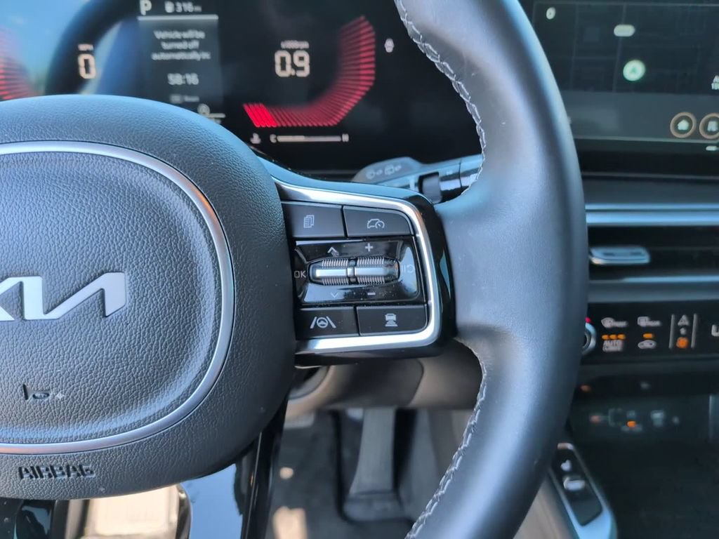 Used 2025 Kia Sorento EX AWD/4WD image 22