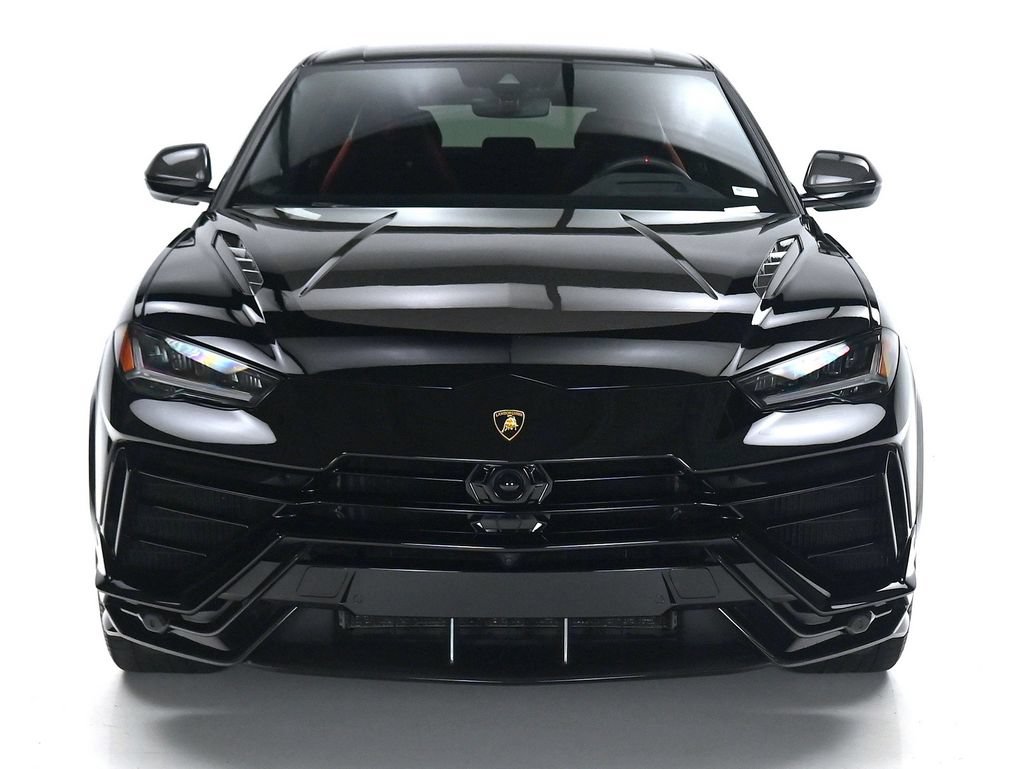 Used 2023 Lamborghini Urus Performante AWD/4WD image 32