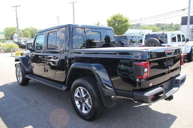 Used 2024 Jeep Gladiator Sport w/ Premium Package AWD/4WD image 28