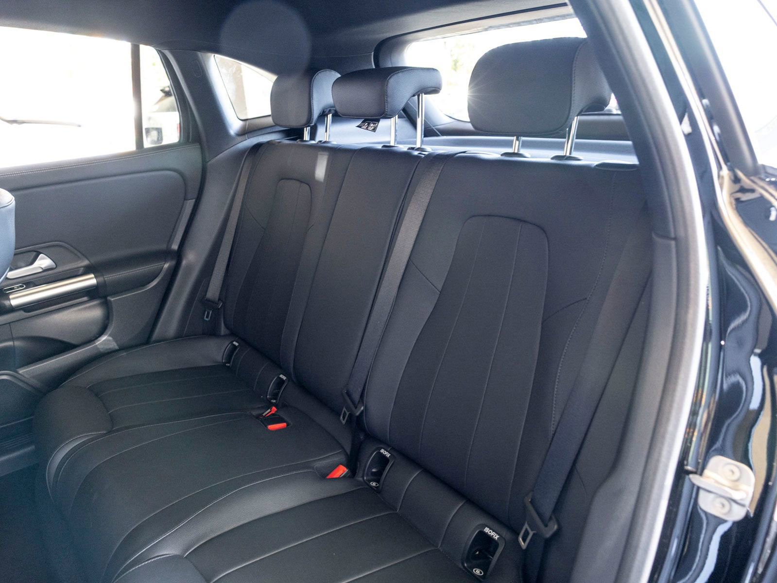 Used 2025 Mercedes-Benz GLA 250 image 22