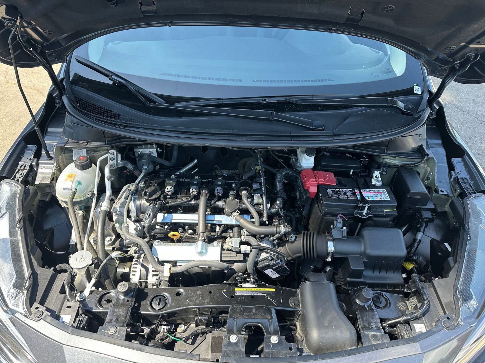 Used 2025 Nissan Versa SV FWD image 30