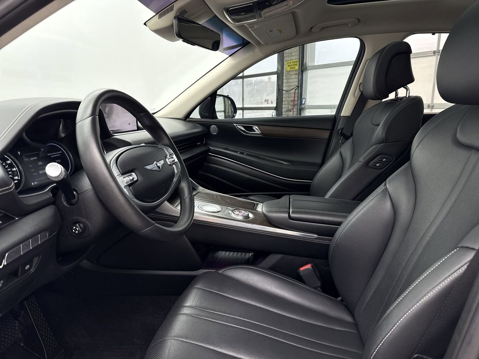 Used 2021 Genesis GV80 2.5T AWD/4WD image 11